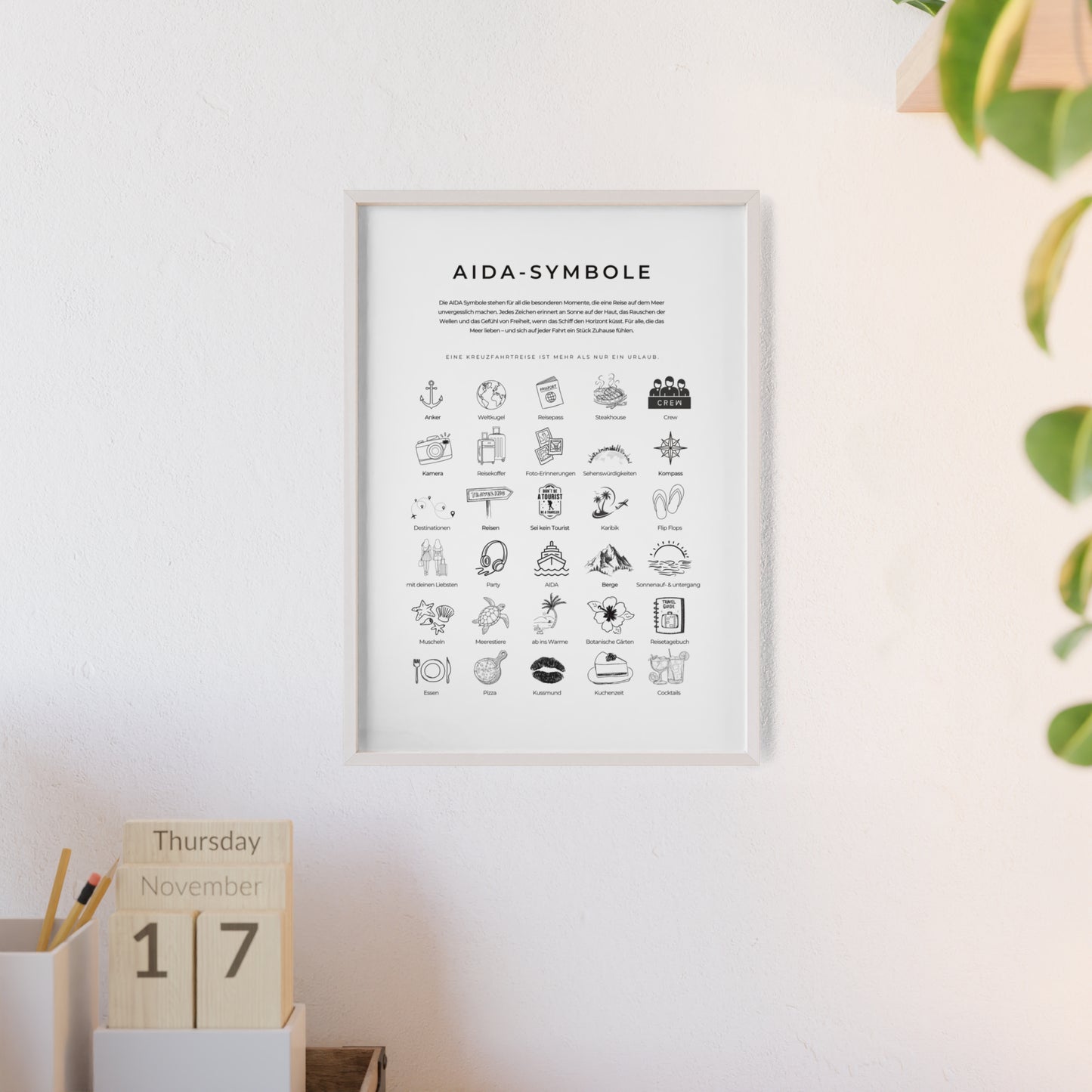 Wandposter mit Holzrahmen - AIDA und Reisesymbole