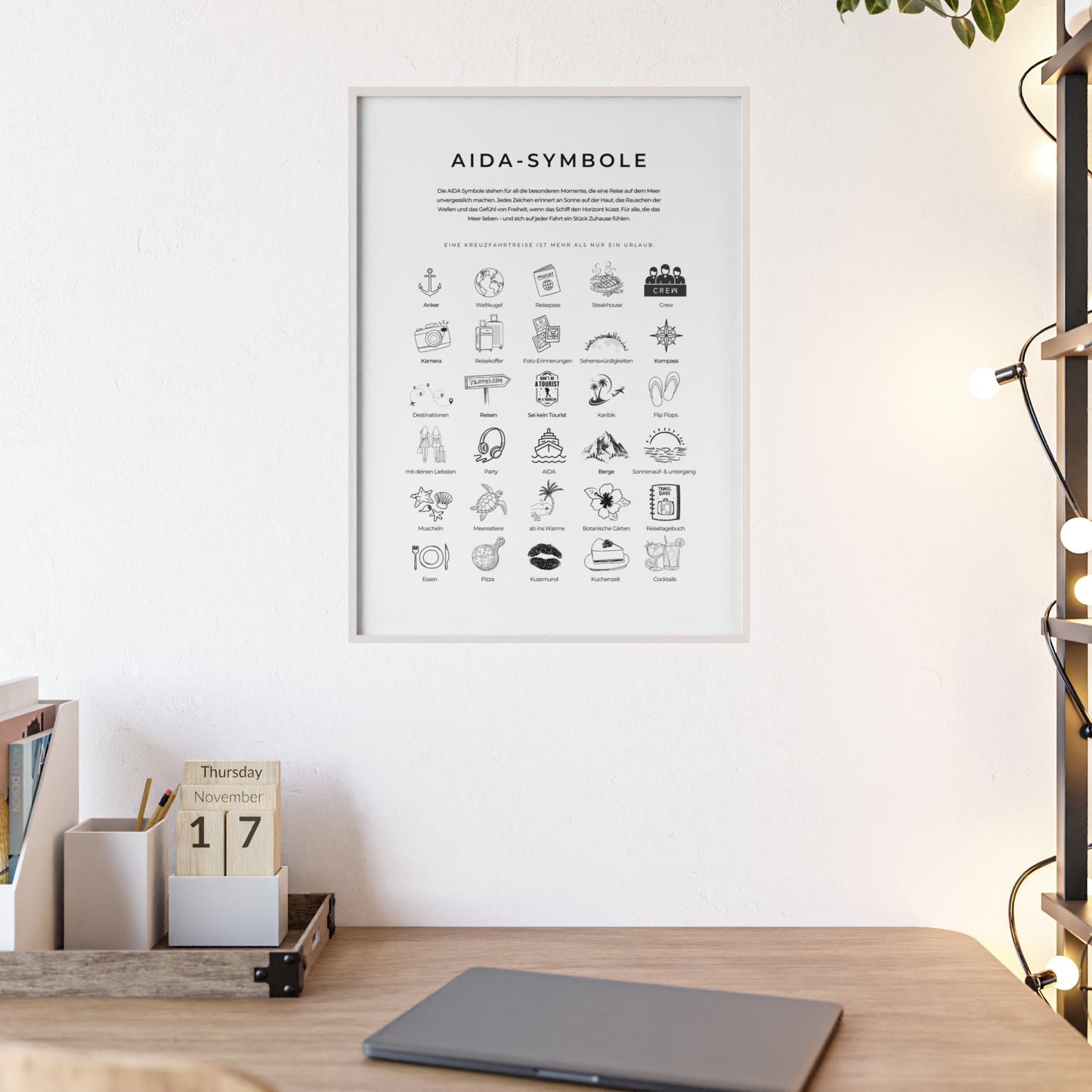 Wandposter mit Holzrahmen - AIDA und Reisesymbole