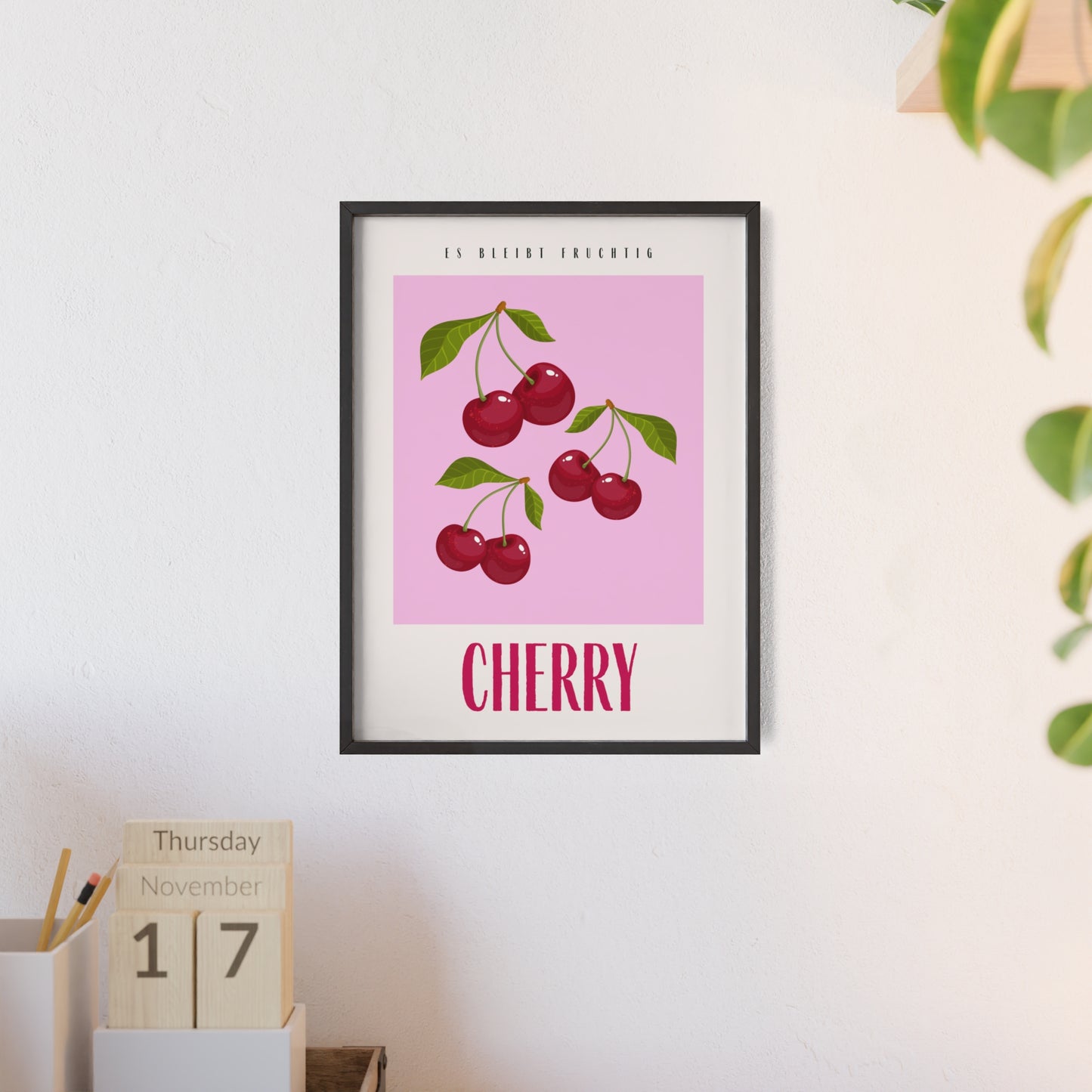 Wandposter mit Holzrahmen - Cherry Pink